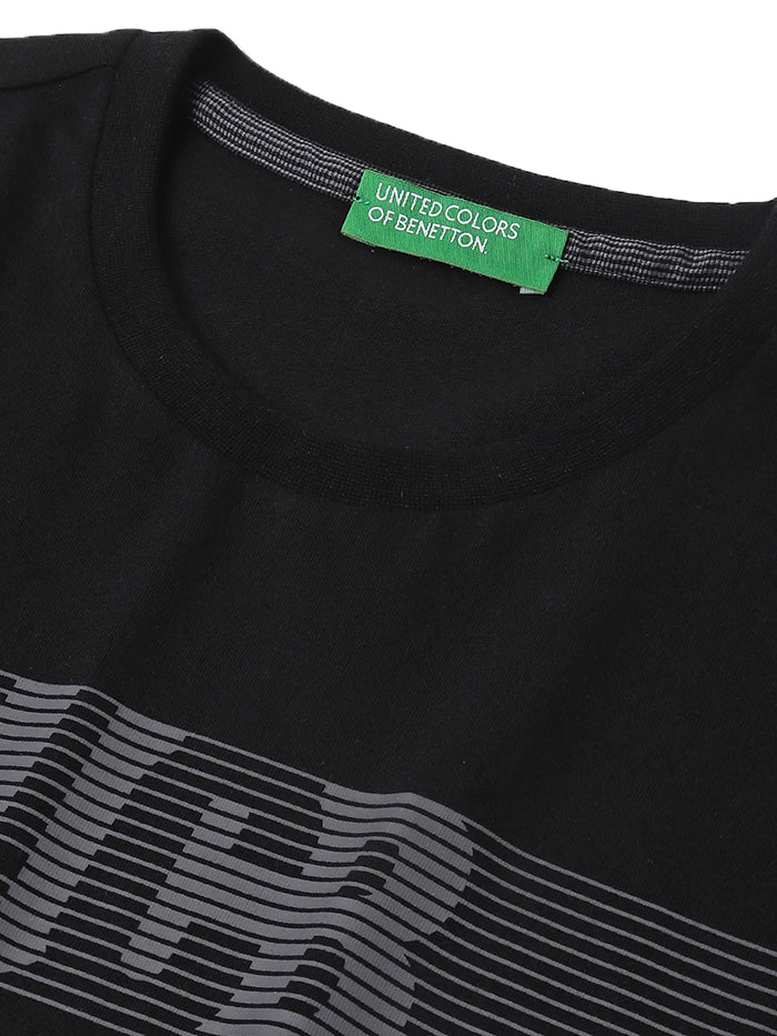 MEN&#39;S REGULAR FIT ROUND NECK STRIPED T-SHIRT