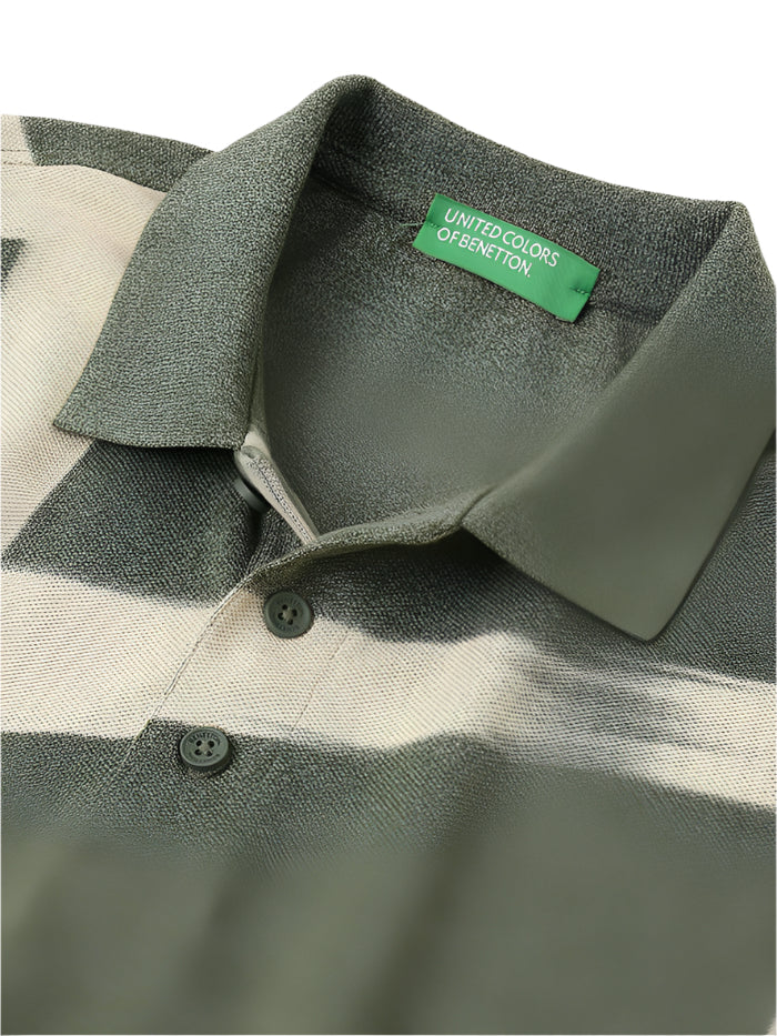 MEN&#39;S REGULAR FIT POLO NECK PRINTED T-SHIRT