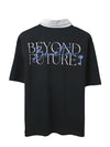 MEN&#39;S OVERSIZED FIT POLO NECK PRINTED T-SHIRT