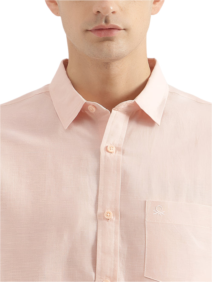 MEN&#39;S REGULAR FIT SPREAD COLLAR SOLID SHIRT