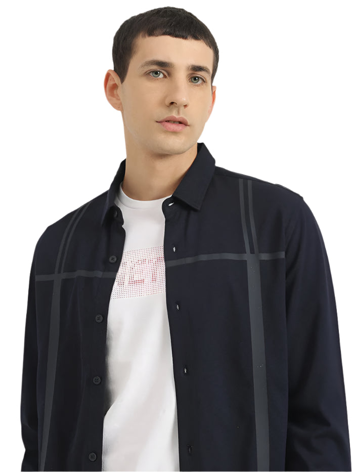 MEN'S SLIM FIT SPREAD COLLAR STRIPED SHIRT