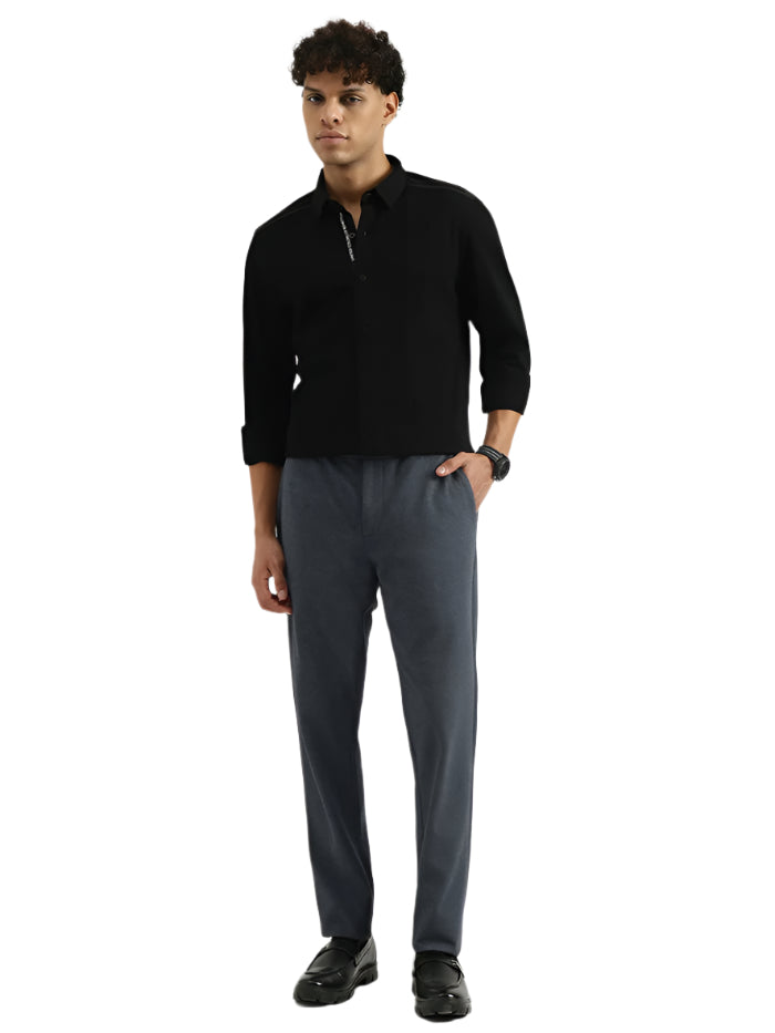 MEN&#39;S SLIM SPREAD COLLAR SOLID SHIRT