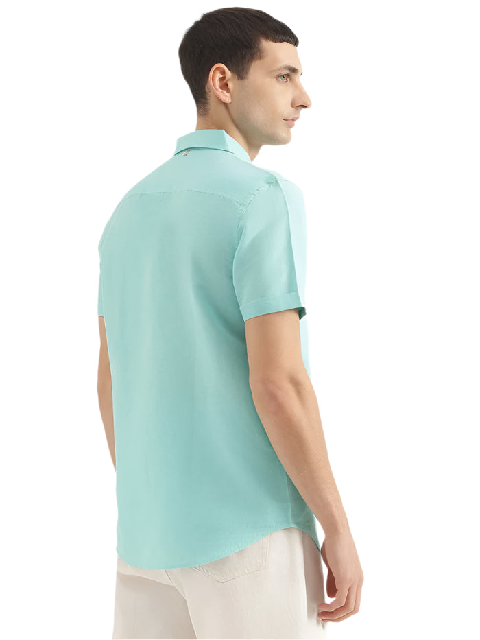 MEN'S REGULAR FIT SPREAD COLLAR SOLID SHIRT