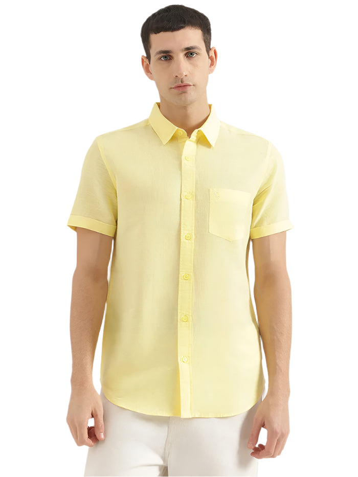 MEN'S REGULAR FIT SPREAD COLLAR SOLID SHIRT