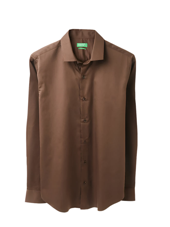 MEN&#39;S SLIM FIT CUT AWAY COLLAR SOLID SHIRT