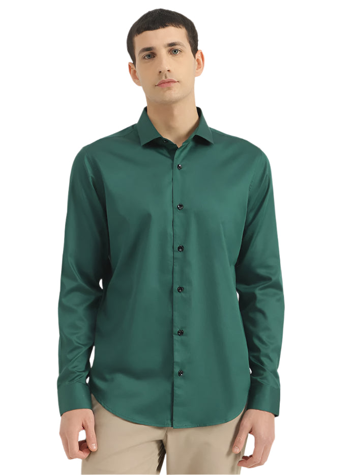 MEN'S SLIM FIT CUT AWAY COLLAR SOLID SHIRT