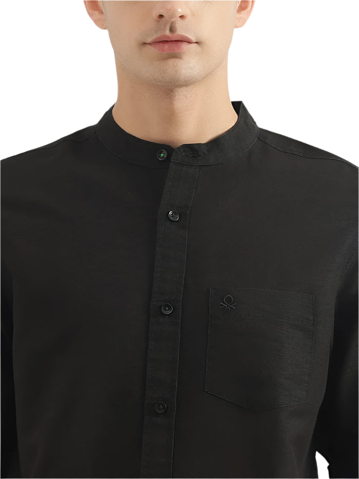 MEN&#39;S REGULAR FIT MANDARIN COLLAR SOLID SHIRT