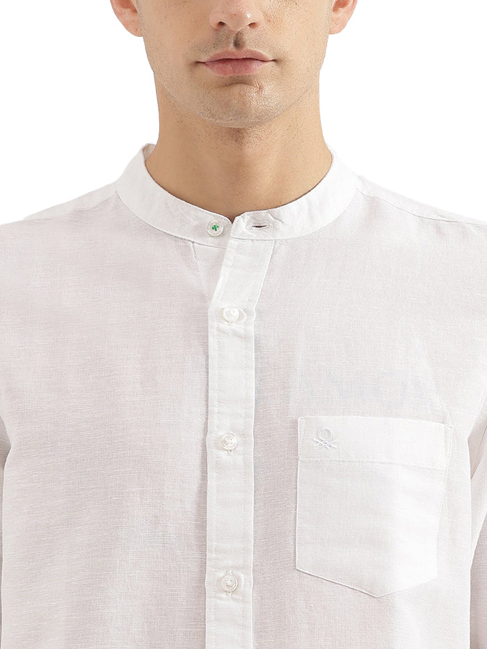 MEN&#39;S REGULAR FIT MANDARIN COLLAR SOLID SHIRT