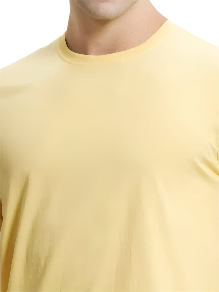 Men&#39;s Super Combed Cotton Rich Round Neck Half Sleeve Corn Silk T-Shirt