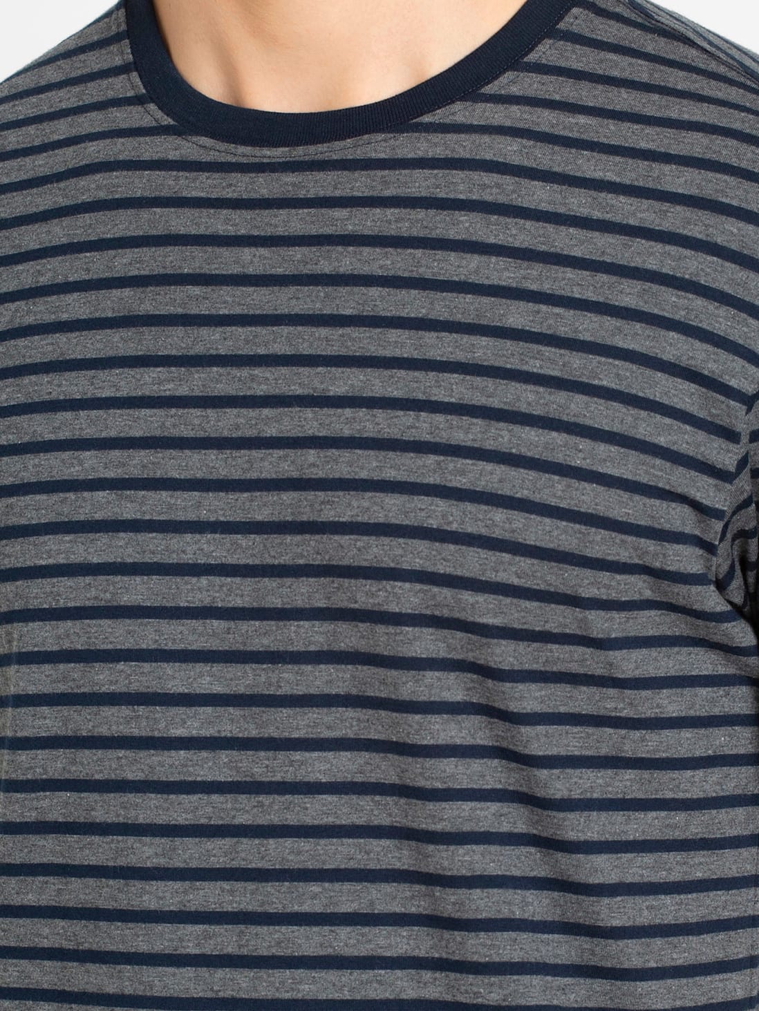 Men&#39;s Cotton Round Neck T-Shirt