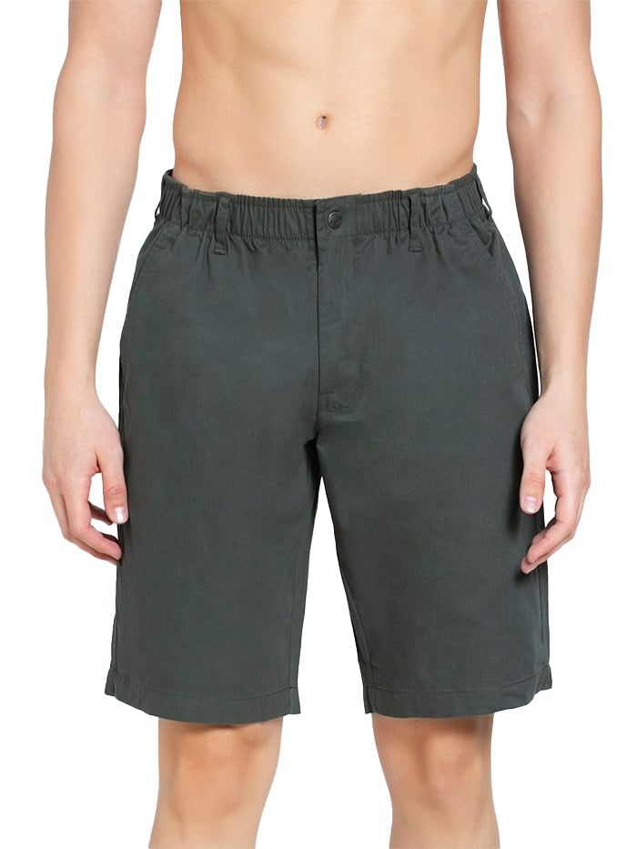 Men's Woven Fabric Straight Fit Solid Shorts