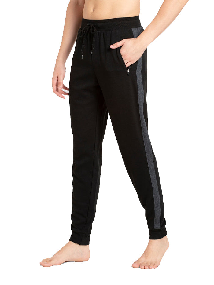 Men's Black & True Black Cotton Joggers