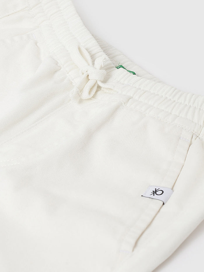 SOLID REGULAR FIT BOYS SHORTS