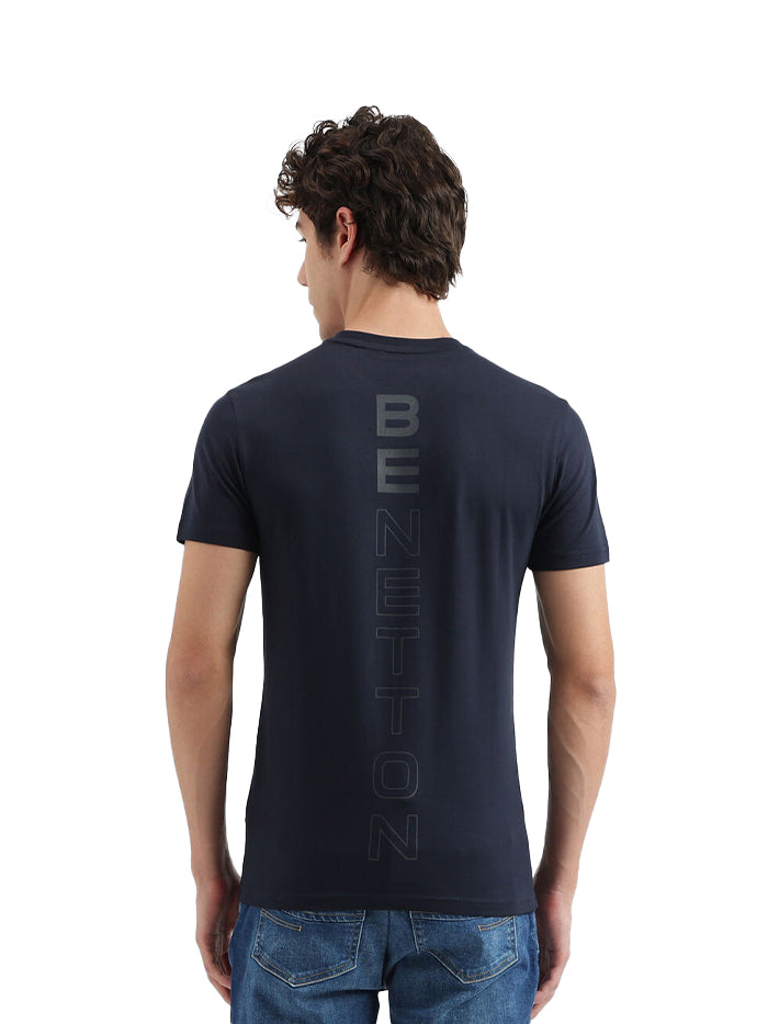 REGULAR FIT ROUND NECK SOLID PATTERN T-SHIRT