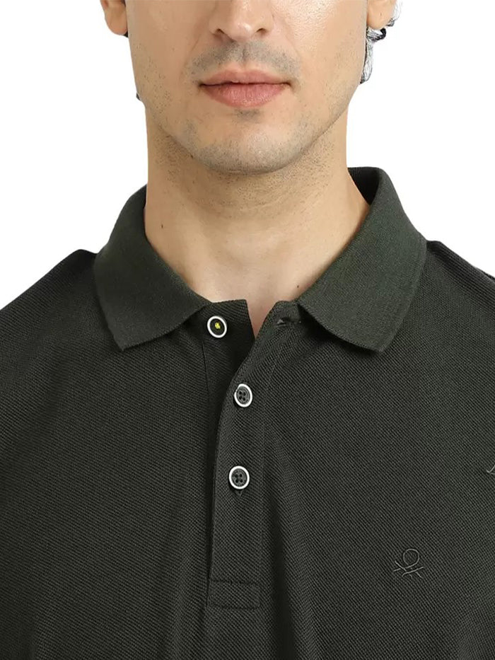 Men Solid Polo Neck Green T-Shirt