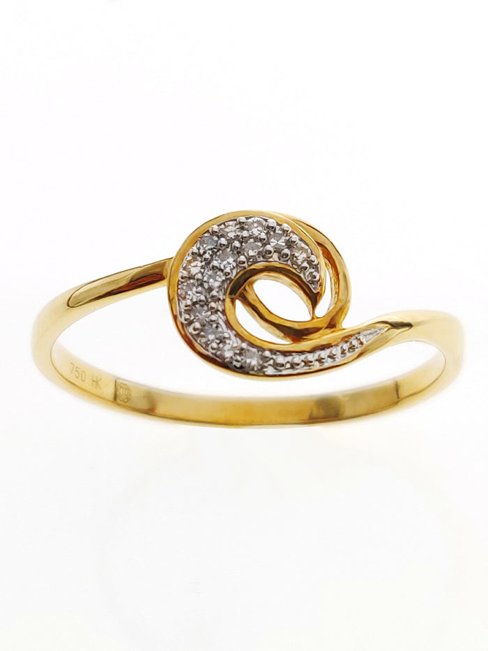 18K YELLOW GOLD RING SET WITH DIAMONDS