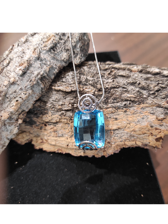 SILVER PENDANT Set With BLUE TOPAZ (37.35CTS)