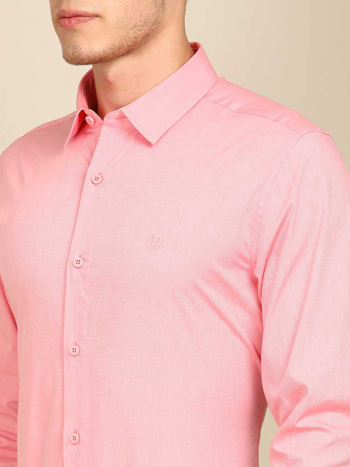 Men Slim Fit Solid Casual Shirt