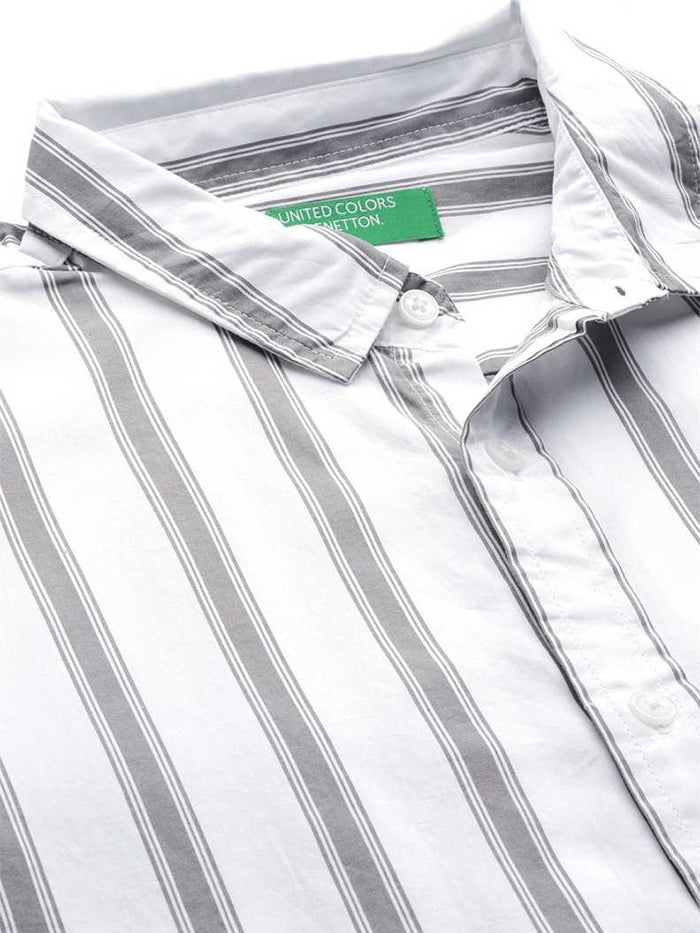 Men Slim Fit Striped Spread Collar Casual Shirt - FineBrandz